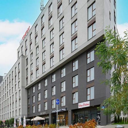 Apartament W Warszawie Dedykowany Parking Podziemny W Cenie, Wifi, Blisko Centrum New Apartment In Warsaw Finished To A High Specification Fitted Out To A High Standard On The 7Th Floor, Wifi, Underground Parking Price Included ภายนอก รูปภาพ