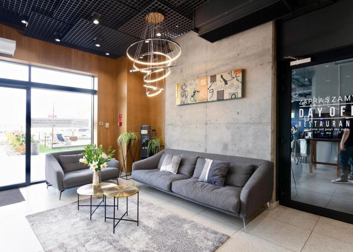 Apartament W Warszawie Dedykowany Parking Podziemny W Cenie, Wifi, Blisko Centrum New Apartment In Warsaw Finished To A High Specification Fitted Out To A High Standard On The 7Th Floor, Wifi, Underground Parking Price Included ภายนอก รูปภาพ